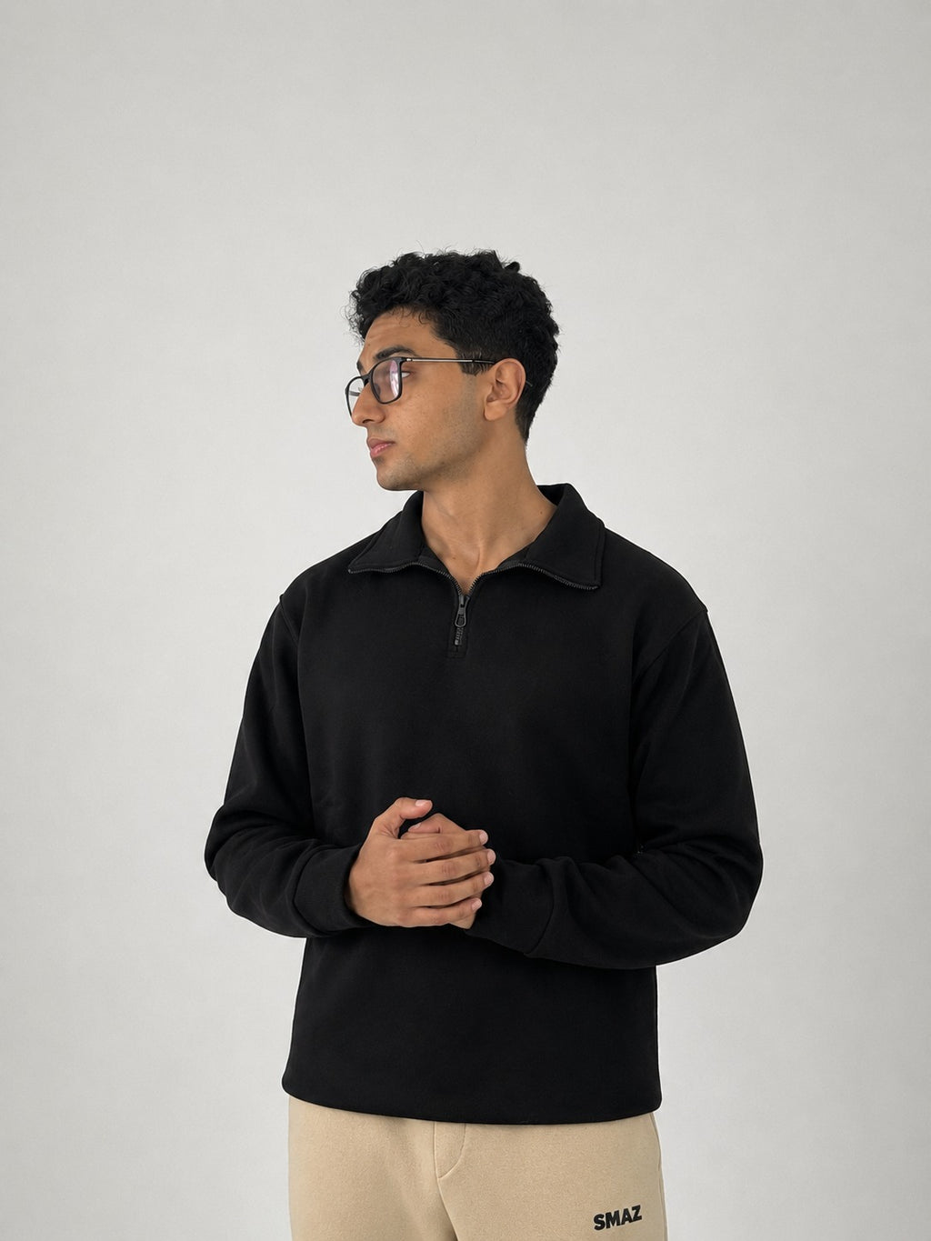 Quarter-zipper-(Black)
