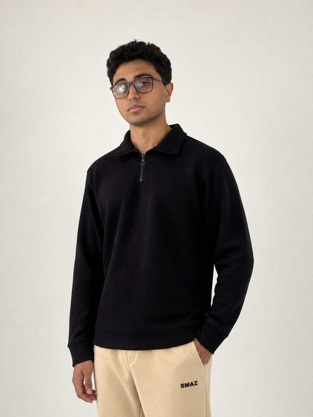 Quarter-zipper-(Black)